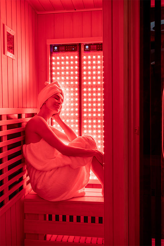 Introductie van het revolutionaire infraroodlichttherapieapparaat met LED-rood paneel in de sauna